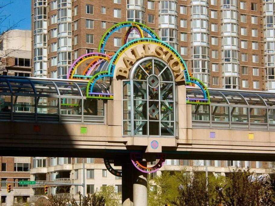 Апартаменты Walk2Metro'S,Dcgem,Private,Wifi, Freeparking Арлингтон Экстерьер фото